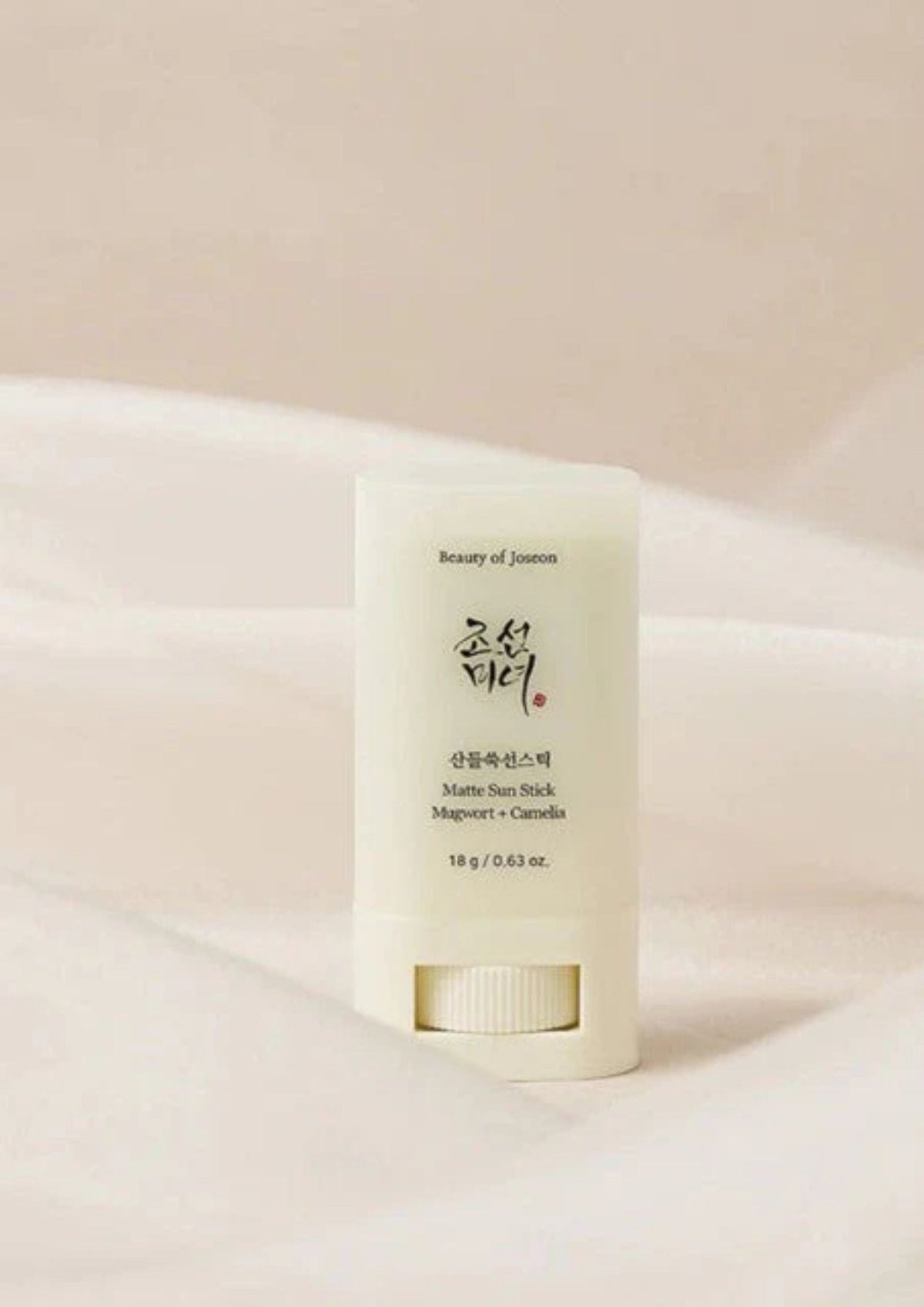 Madagascar Centella Matte Sun Stick Mugwort + Camilia 18g